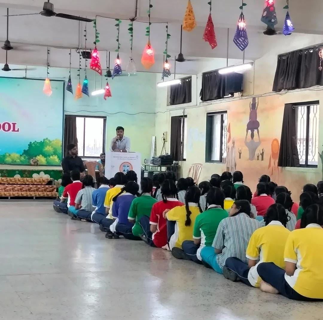 Students attending an Infinite Tutorials event